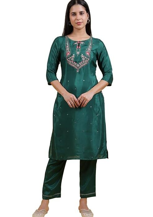 W for Woman Printed Shantung Straight Suit in Keyhole Neck